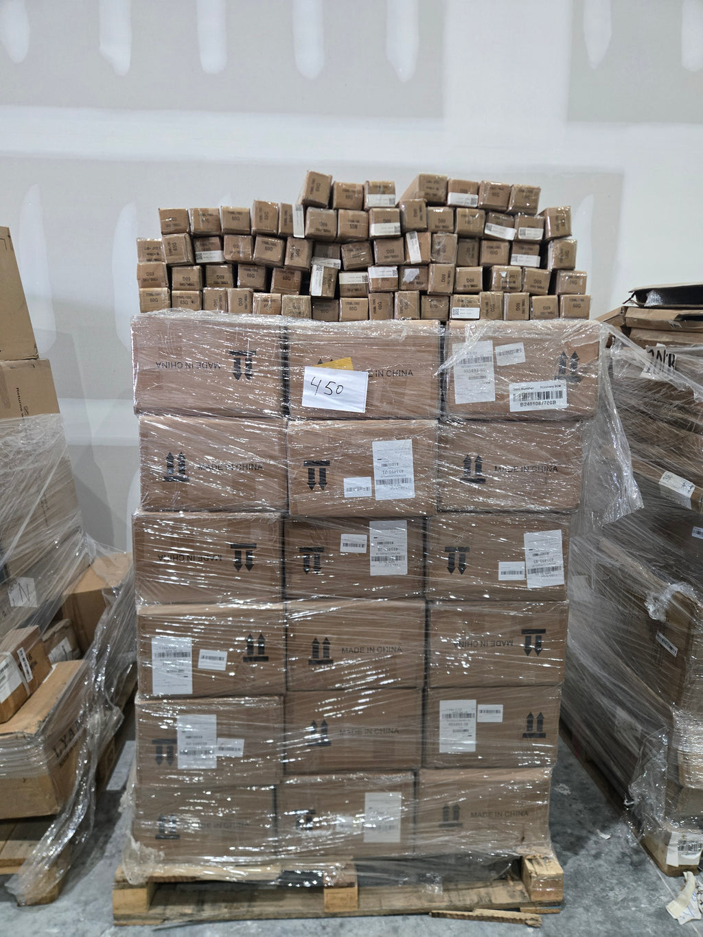 New overstock 67 shades and 18 cabinets