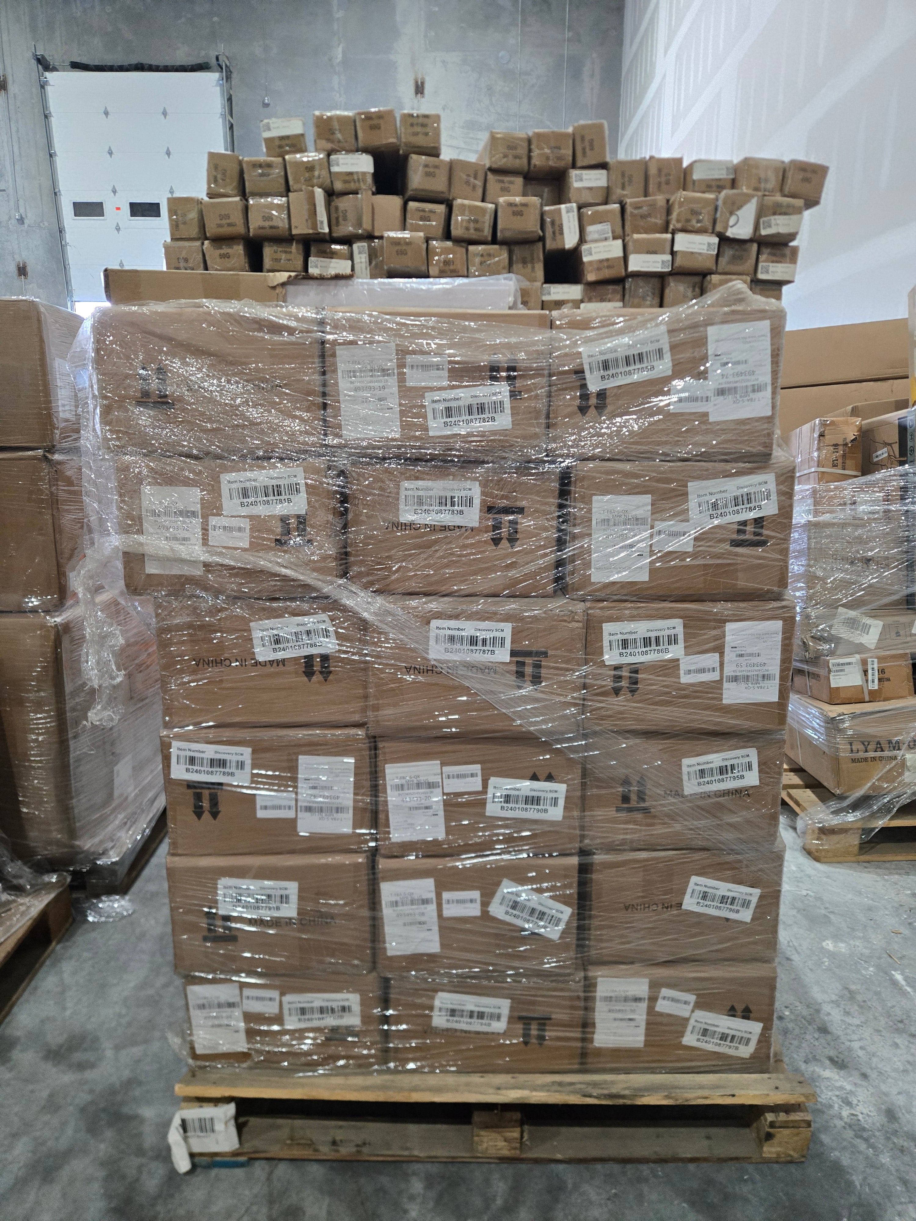 New overstock 67 shades and 18 cabinets